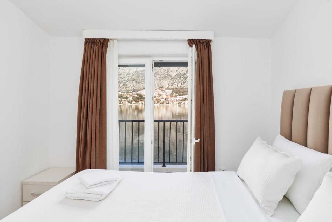 Apartments Rozer Kotor Zewnętrze zdjęcie